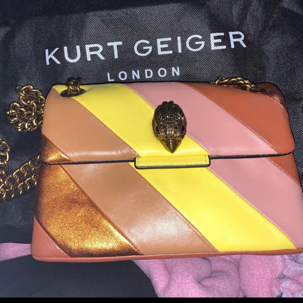 New KURT GEIGER LONDON Kensington mini NWOT camel